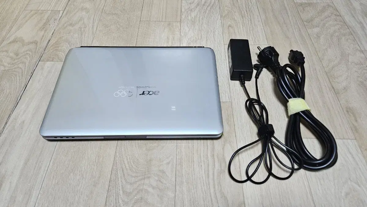 ACER aspire1410 올림픽 에디션 팝니다